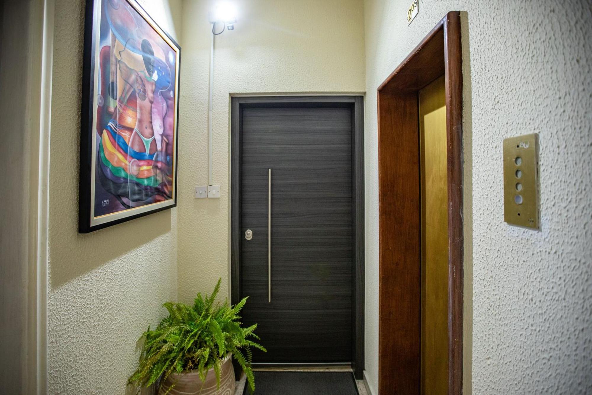 Neapolis Residence Spacious Quiet Near Beach Limassol Exterior foto